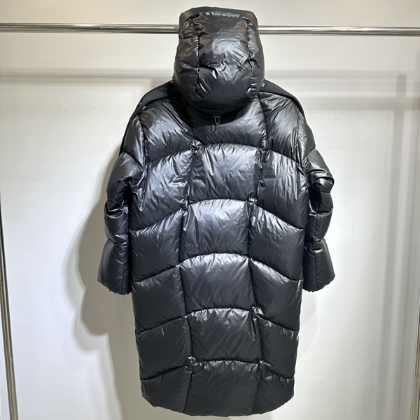 ハイクオリティダウンジャケット着用イメージ